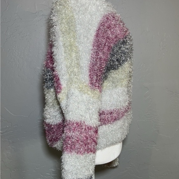 Christmas Wild Fable Shimmering Silver Fuzzy Sweater cozy size M. 🎄🎅🏻 (c) - Picture 3 of 10